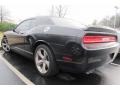 Brilliant Black Crystal Pearl - Challenger SRT8 Photo No. 2