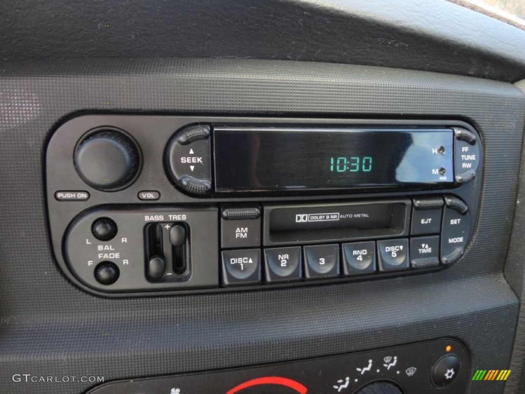 2003 Dodge Ram 1500 SLT Quad Cab Audio System Photo #59472053
