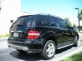 Black - ML 350 4Matic Photo No. 6
