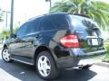 Black - ML 350 4Matic Photo No. 8