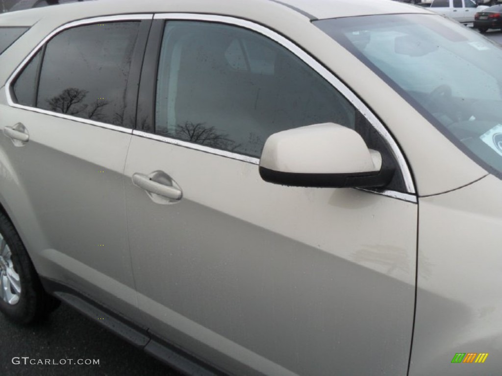 2012 Equinox LT - Gold Mist Metallic / Jet Black photo #21