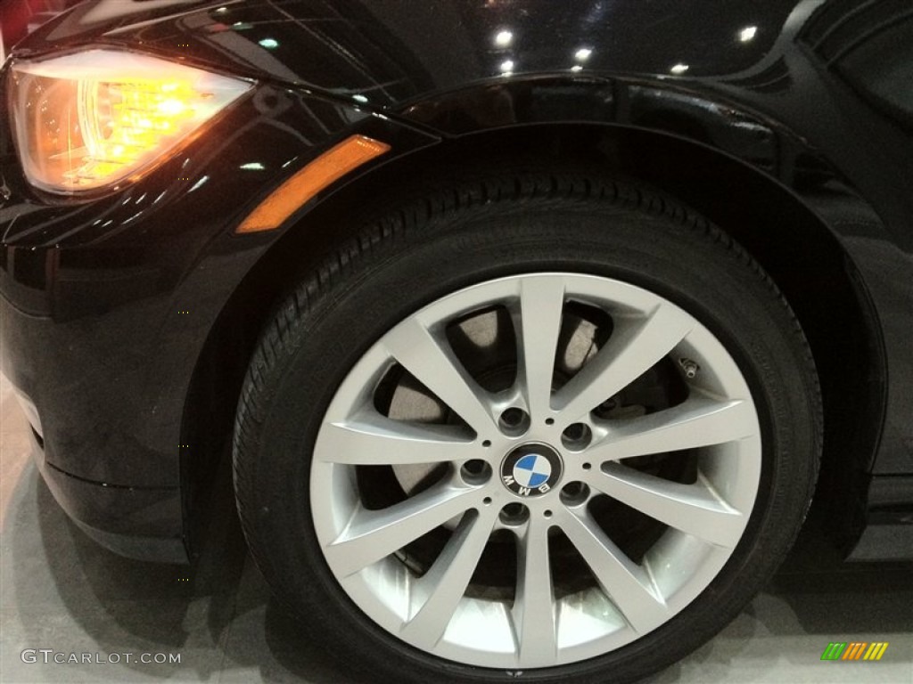 2011 3 Series 328i xDrive Sedan - Jet Black / Black photo #3