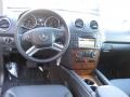 Black - ML 350 4Matic Photo No. 25