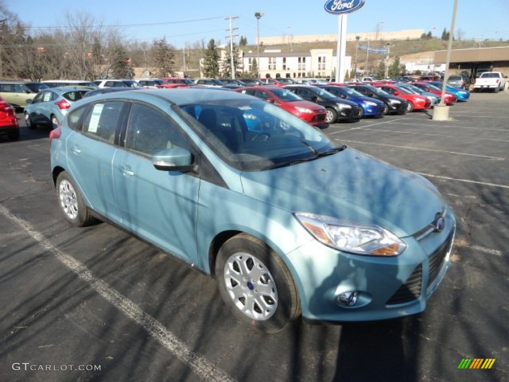 2012 Focus SE 5-Door - Frosted Glass Metallic / Stone photo #1