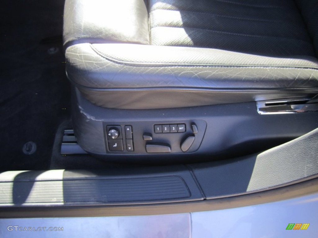 2004 Volkswagen Phaeton V8 4Motion Sedan Controls Photo #59482585