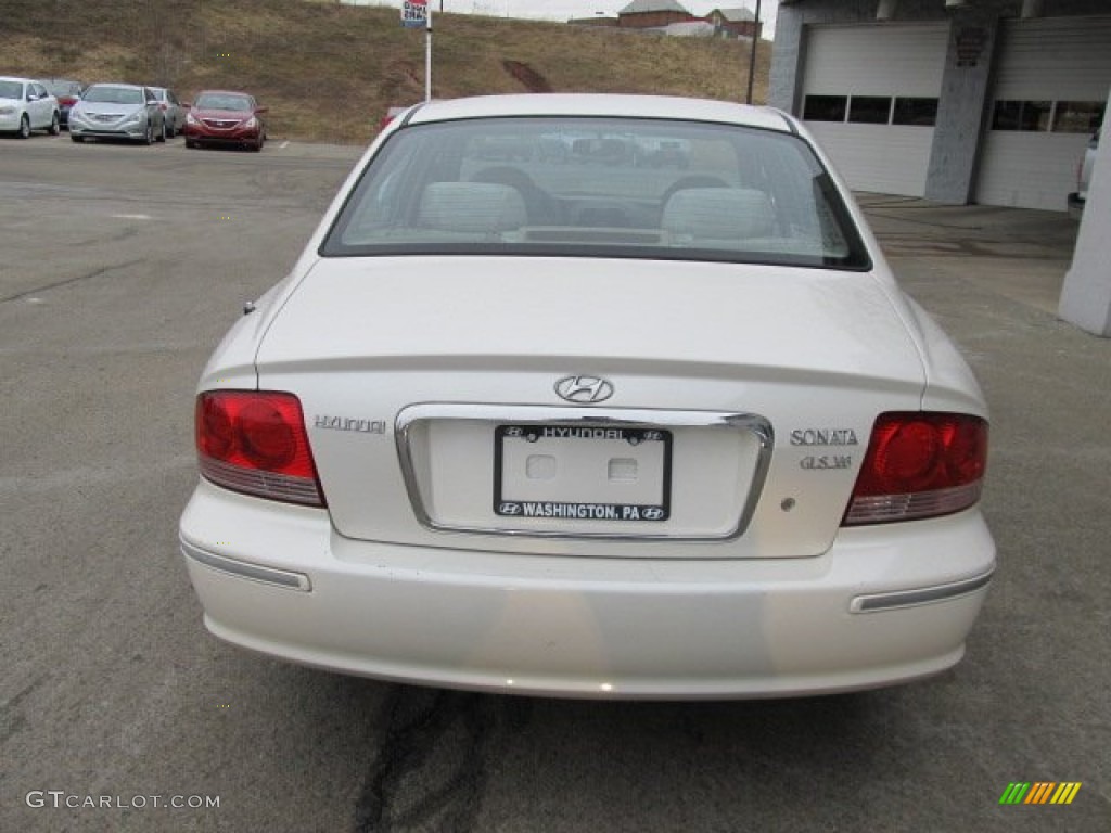 2002 Sonata GLS V6 - White Pearl / Beige photo #7