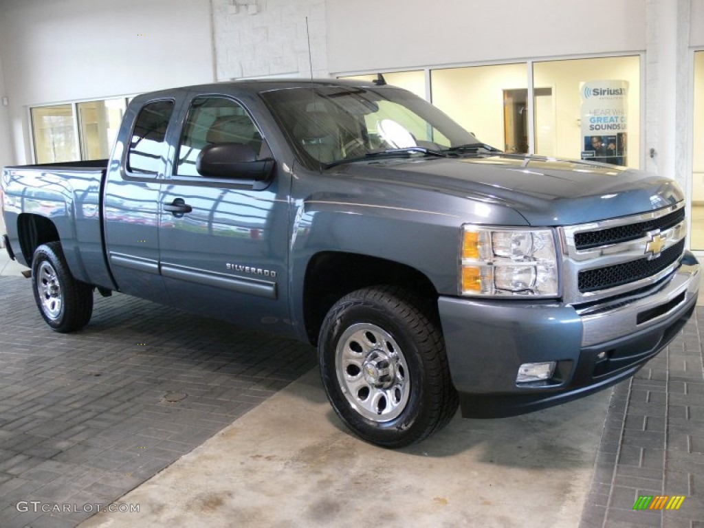 2010 Silverado 1500 LT Extended Cab - Blue Granite Metallic / Light Cashmere/Ebony photo #8