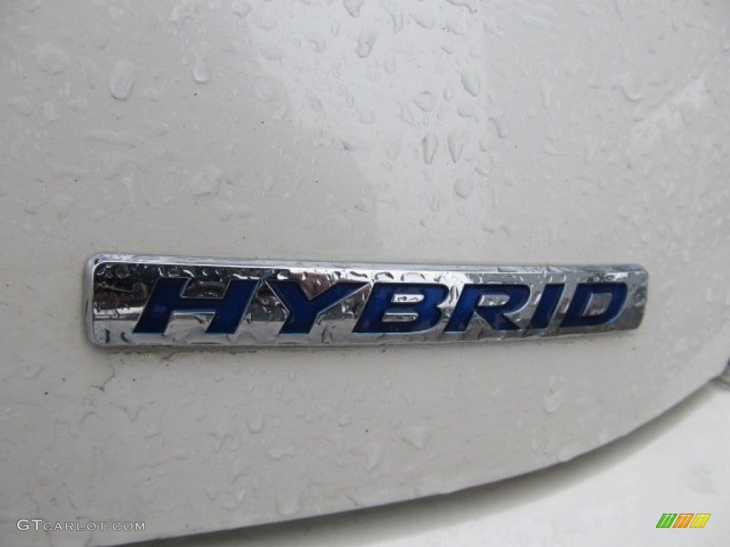 2011 Honda CR-Z EX Sport Hybrid Marks and Logos Photos