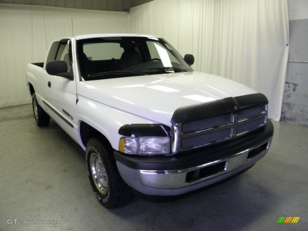 2001 Ram 1500 SLT Club Cab - Bright White / Mist Gray photo #1