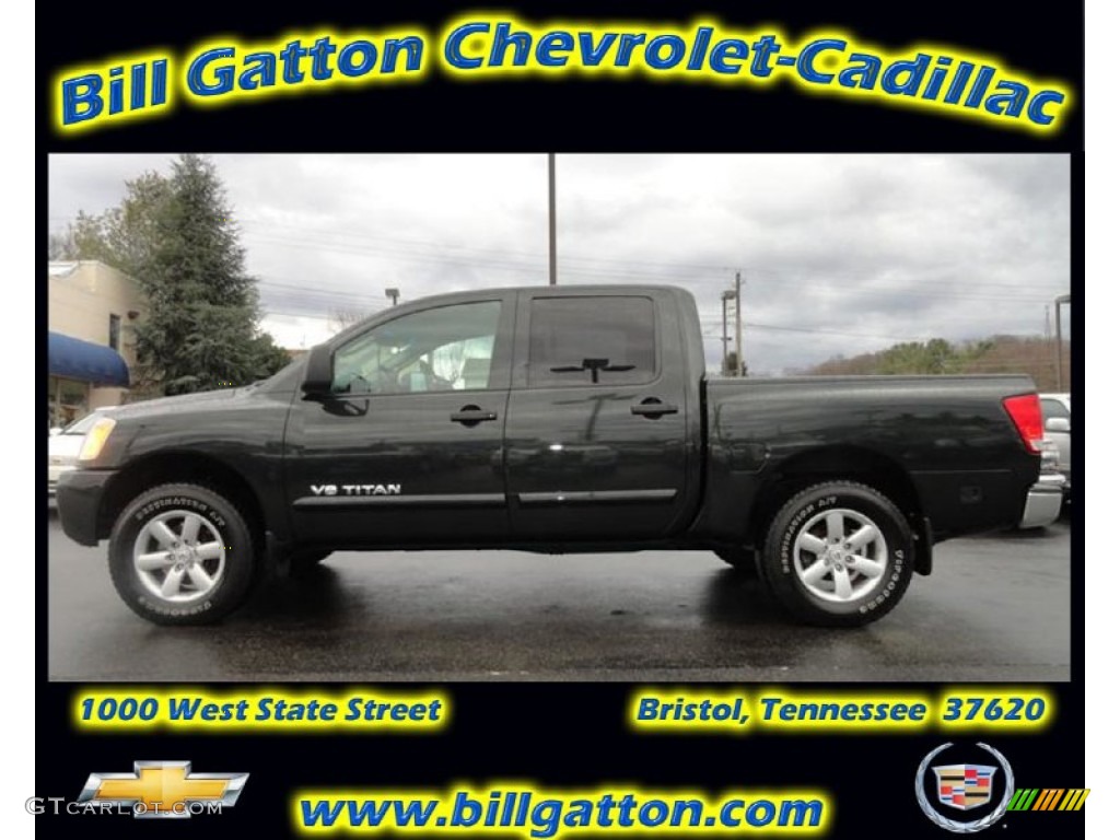 2008 Titan SE Crew Cab 4x4 - Galaxy Black / Charcoal photo #1