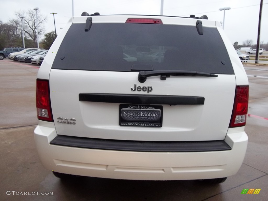 2008 Grand Cherokee Laredo 4x4 - Stone White / Dark Slate Gray photo #24