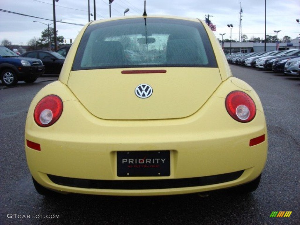 2010 New Beetle 2.5 Coupe - Sunflower Yellow / Black photo #5