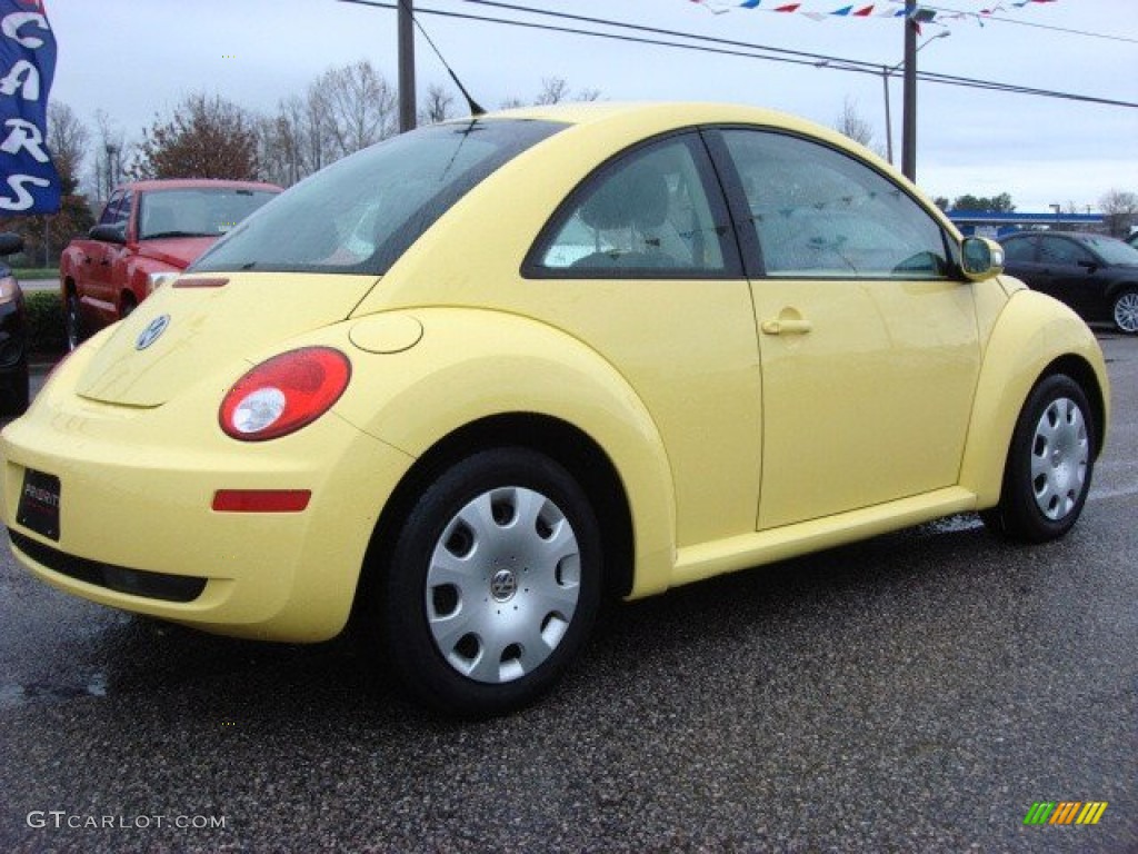 2010 New Beetle 2.5 Coupe - Sunflower Yellow / Black photo #6