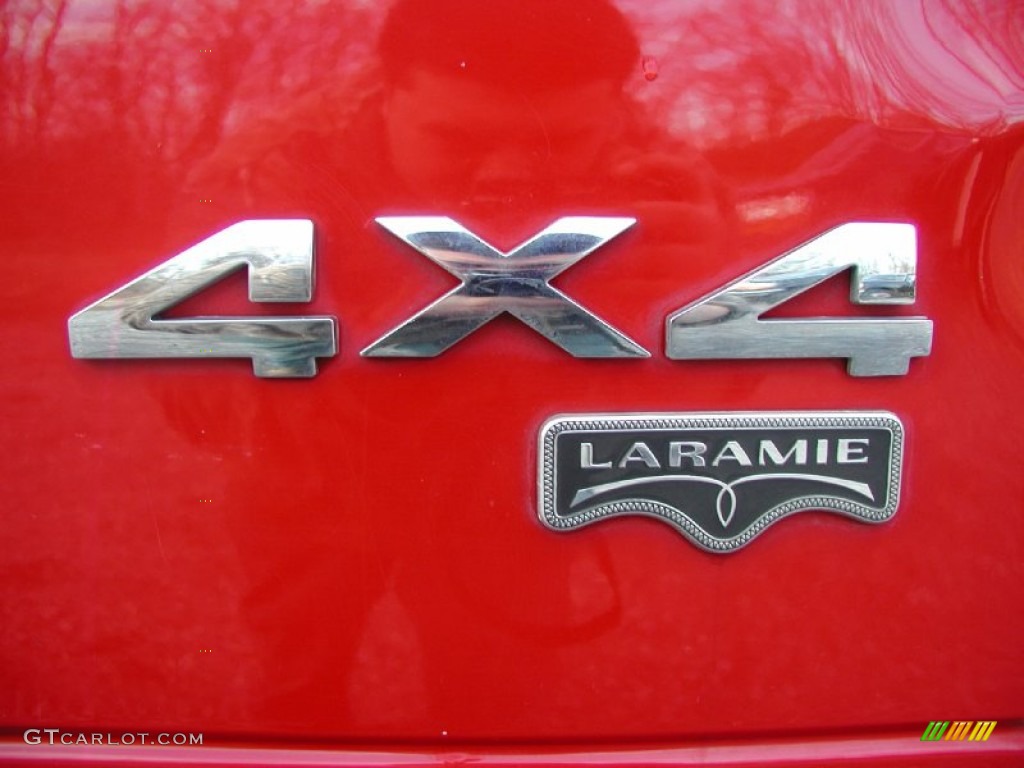 2006 Ram 3500 Laramie Quad Cab 4x4 Dually - Flame Red / Medium Slate Gray photo #17
