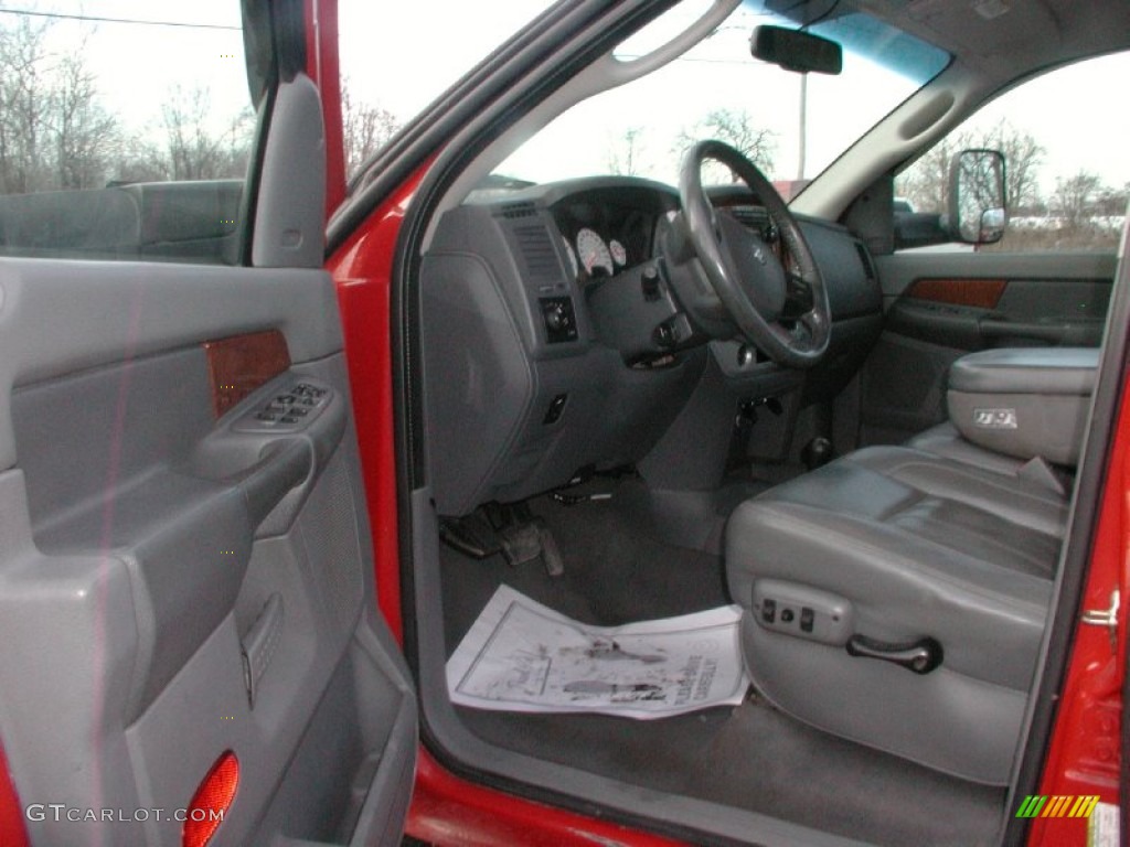 2006 Ram 3500 Laramie Quad Cab 4x4 Dually - Flame Red / Medium Slate Gray photo #21