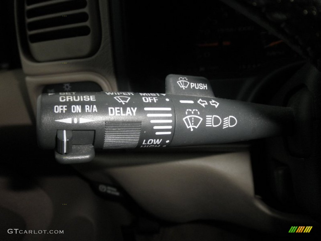 1998 GMC Yukon SLE 4x4 Controls Photo #59496873