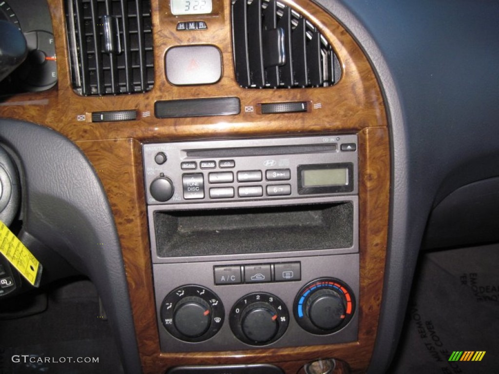 2006 Elantra Limited Sedan - Ebony Black / Gray photo #20