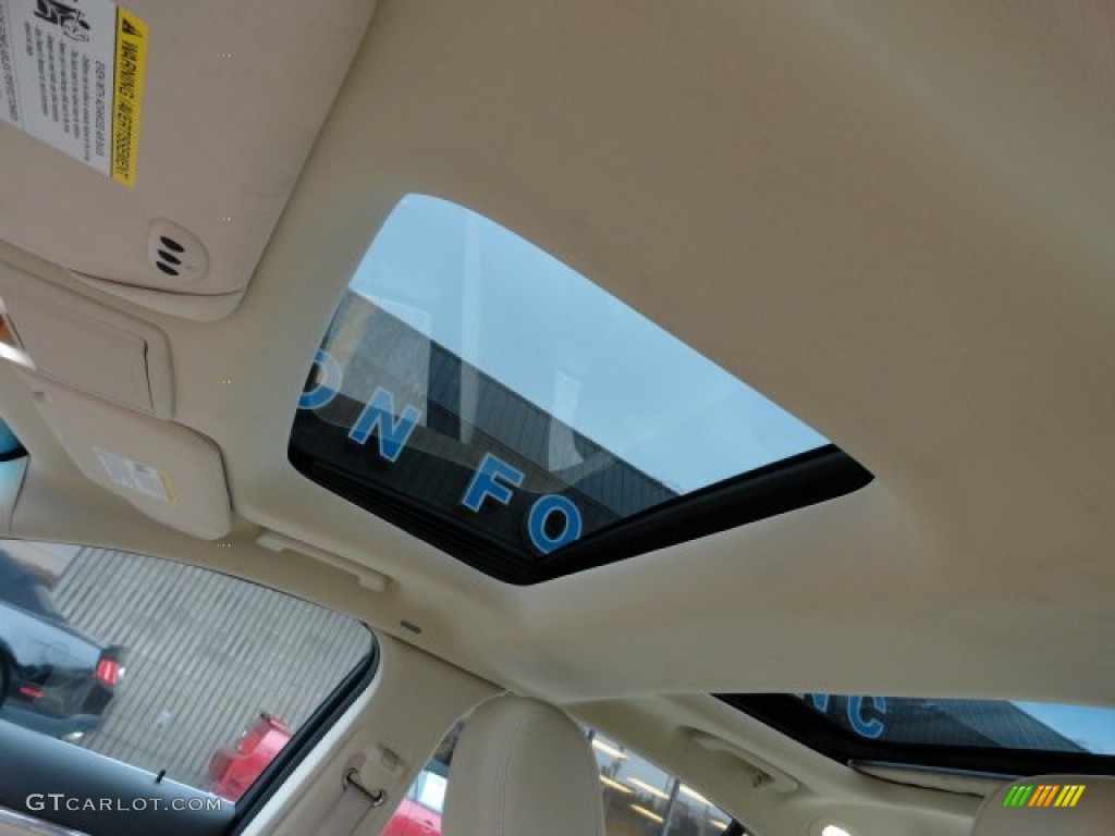 2010 Lincoln MKS FWD Ultimate Package Sunroof Photos