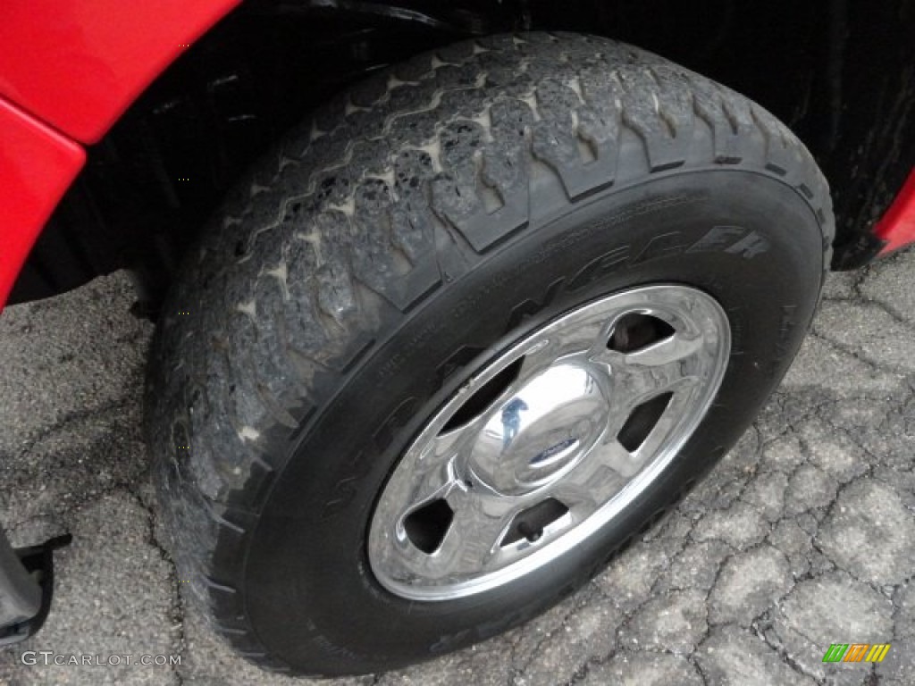 2006 F150 XL SuperCab 4x4 - Bright Red / Medium/Dark Flint photo #9