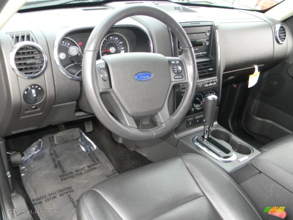 2010 Ford Explorer XLT 4x4 Black Dashboard Photo #59501031