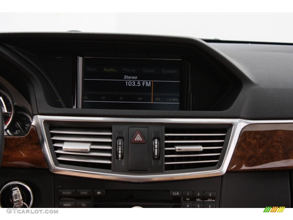 2011 Mercedes-Benz E 350 4Matic Sedan Controls Photo #59501994