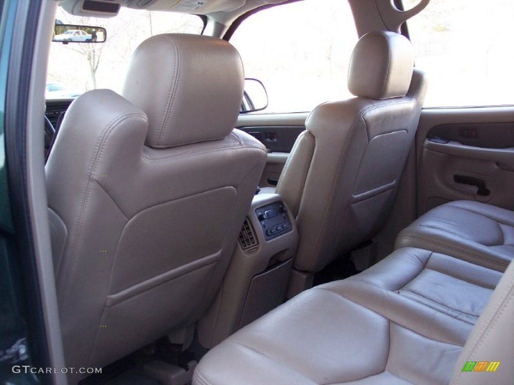 2004 Avalanche 1500 Z71 4x4 - Dark Green Metallic / Medium Neutral Beige photo #44