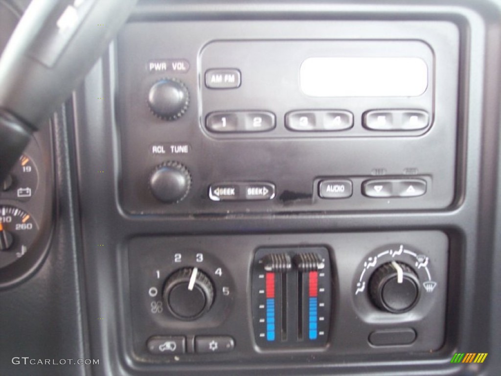 2003 Chevrolet Silverado 1500 Regular Cab 4x4 Controls Photo #59508144