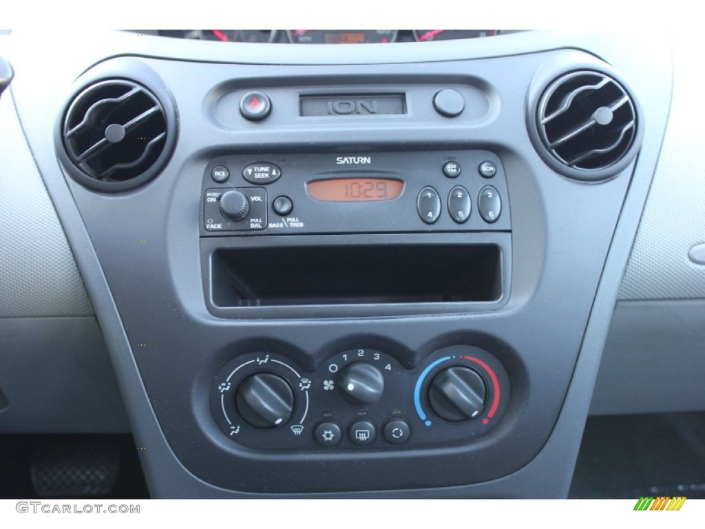 2003 Saturn ION 1 Sedan Controls Photo #59508150