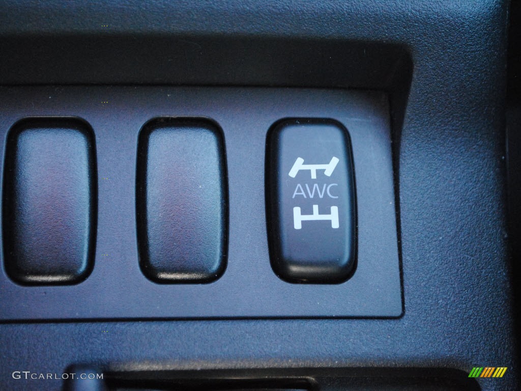 2010 Mitsubishi Lancer Evolution MR Controls Photo #59509179
