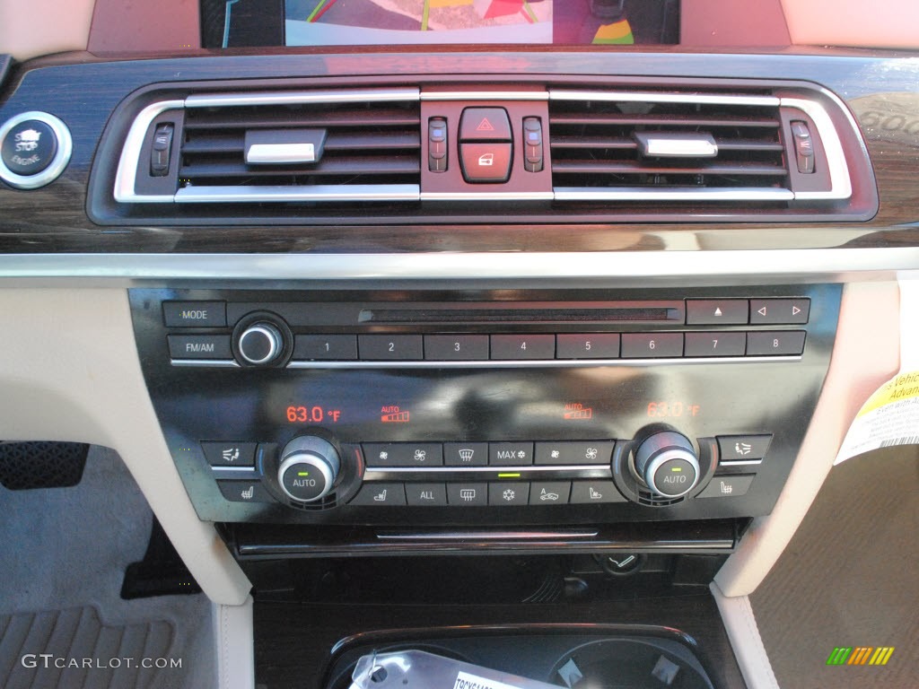 2009 BMW 7 Series 750Li Sedan Controls Photo #59509599
