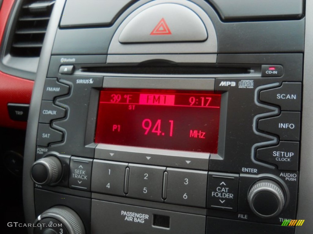 2010 Kia Soul Sport Controls Photo #59510409