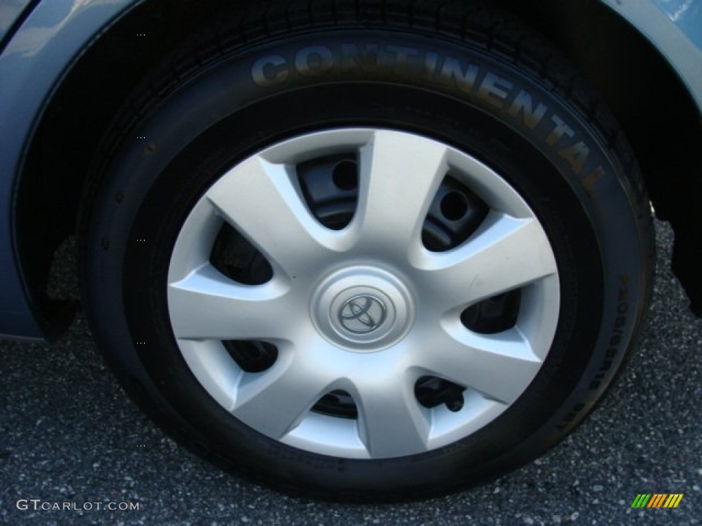 2004 Camry LE - Catalina Blue Metallic / Stone photo #14