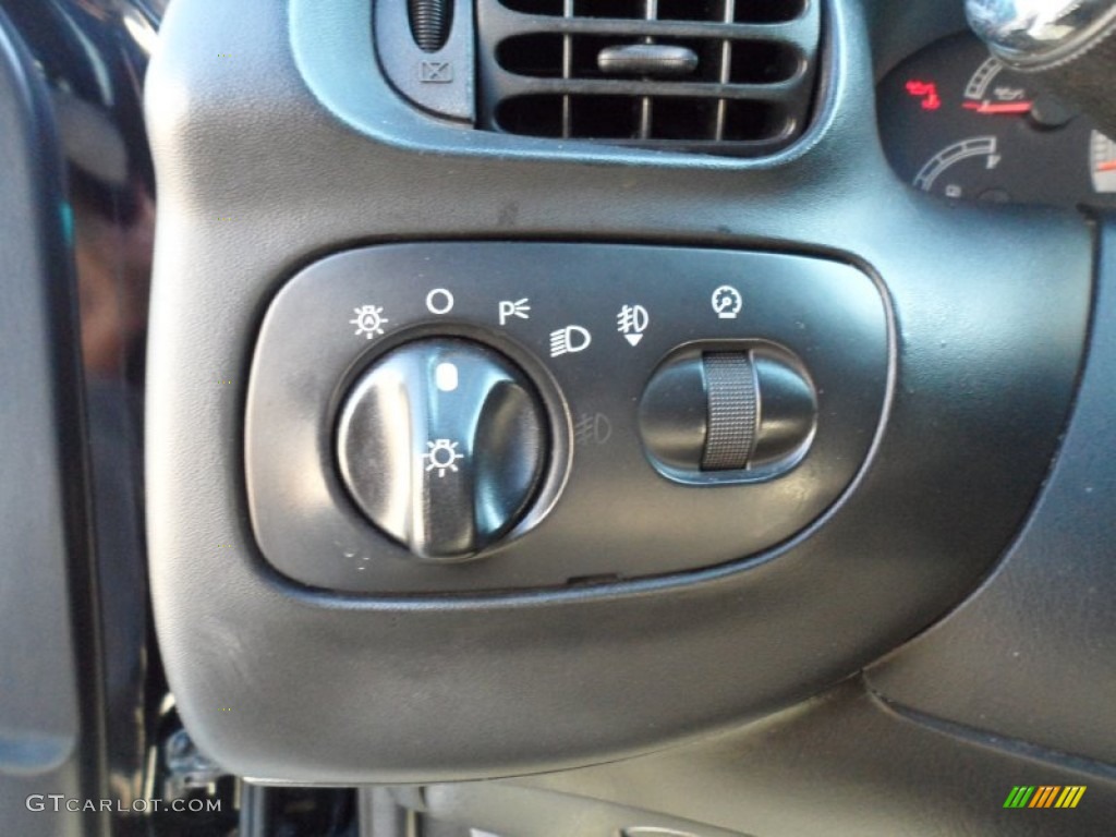 2000 Ford F150 Harley Davidson Extended Cab Controls Photo #59514345