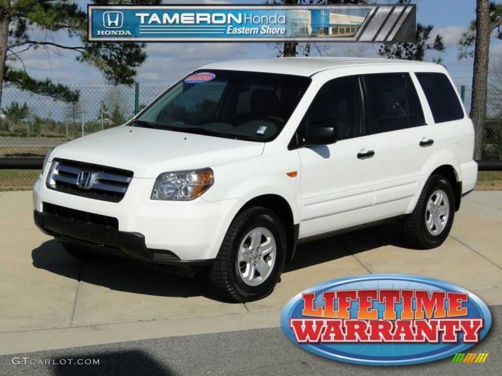 Taffeta White Honda Pilot