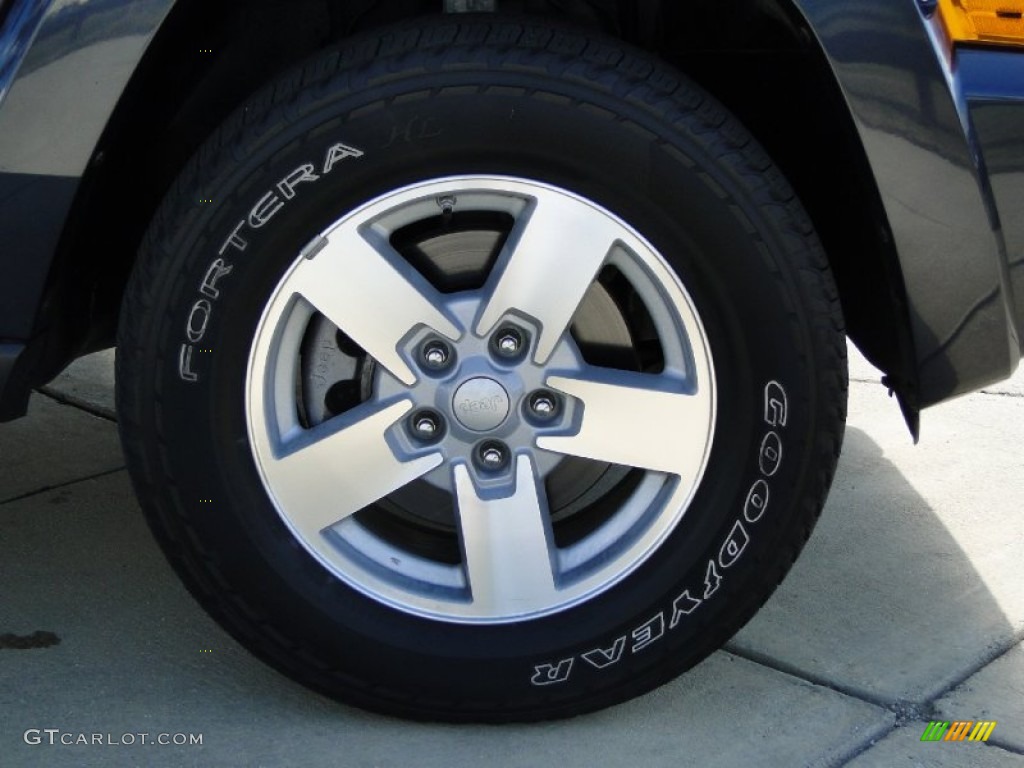 2008 Jeep Commander Limited 4x4 Wheel Photos