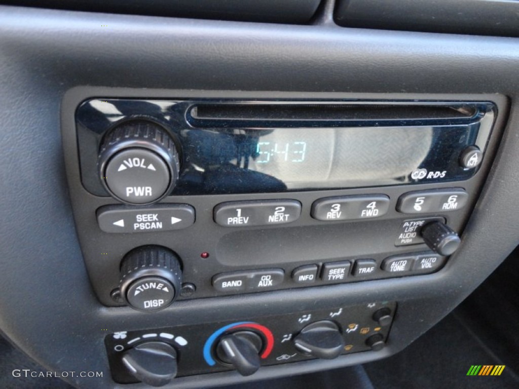 2003 Chevrolet Cavalier LS Sport Coupe Audio System Photos