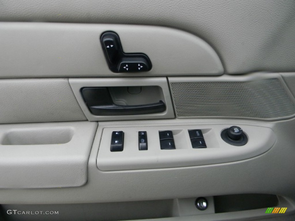 2011 Ford Crown Victoria LX Controls Photo #59517942