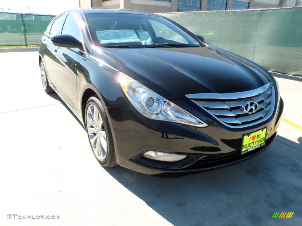 Midnight Black Hyundai Sonata