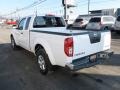 Avalanche White - Frontier SV V6 King Cab 4x4 Photo No. 5