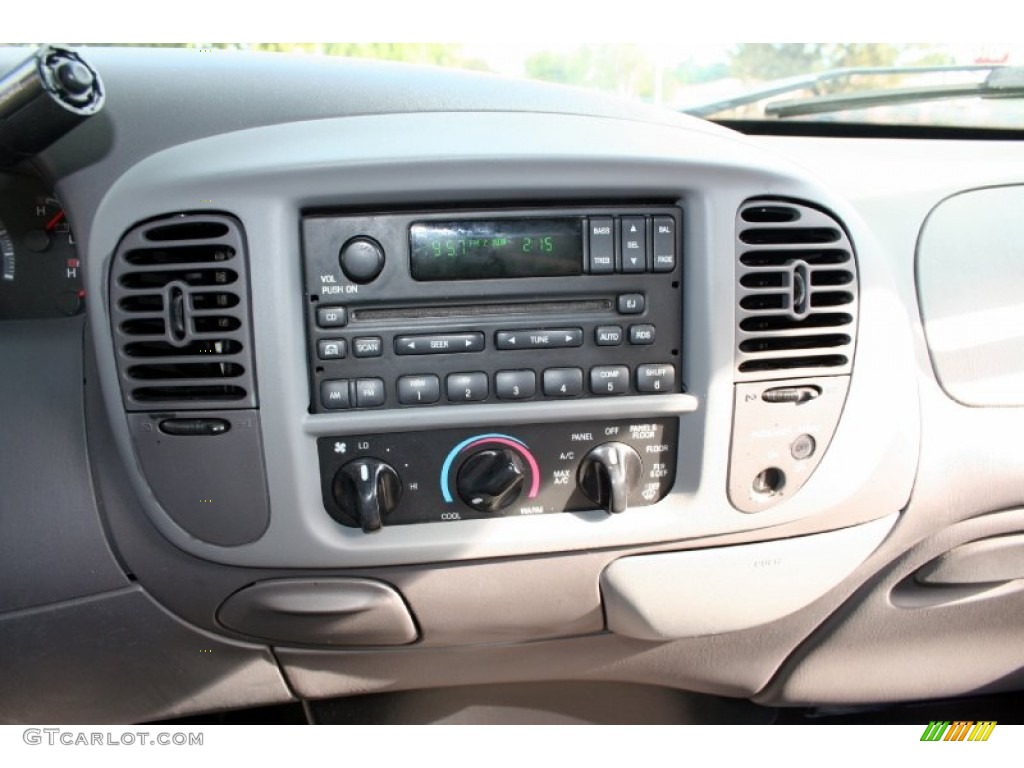 2001 Ford F150 XLT SuperCab 4x4 Controls Photo #59521968