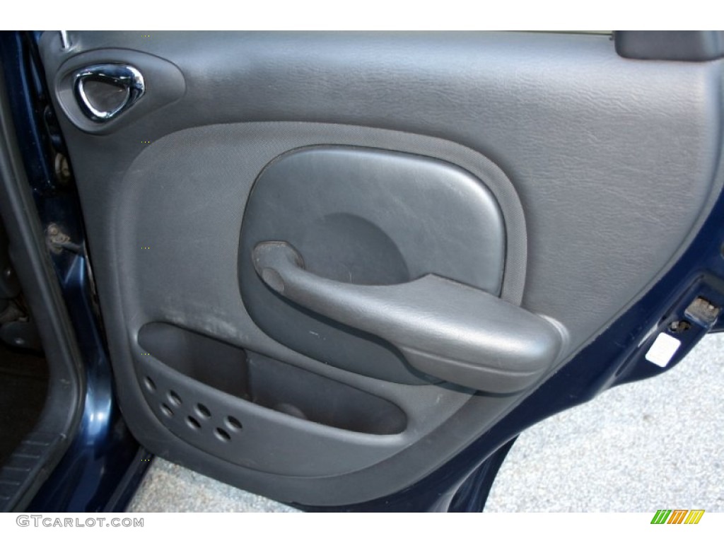 2004 PT Cruiser GT - Midnight Blue Pearlcoat / Dark Slate Gray photo #32