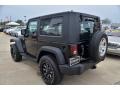 Black - Wrangler X 4x4 Photo No. 3