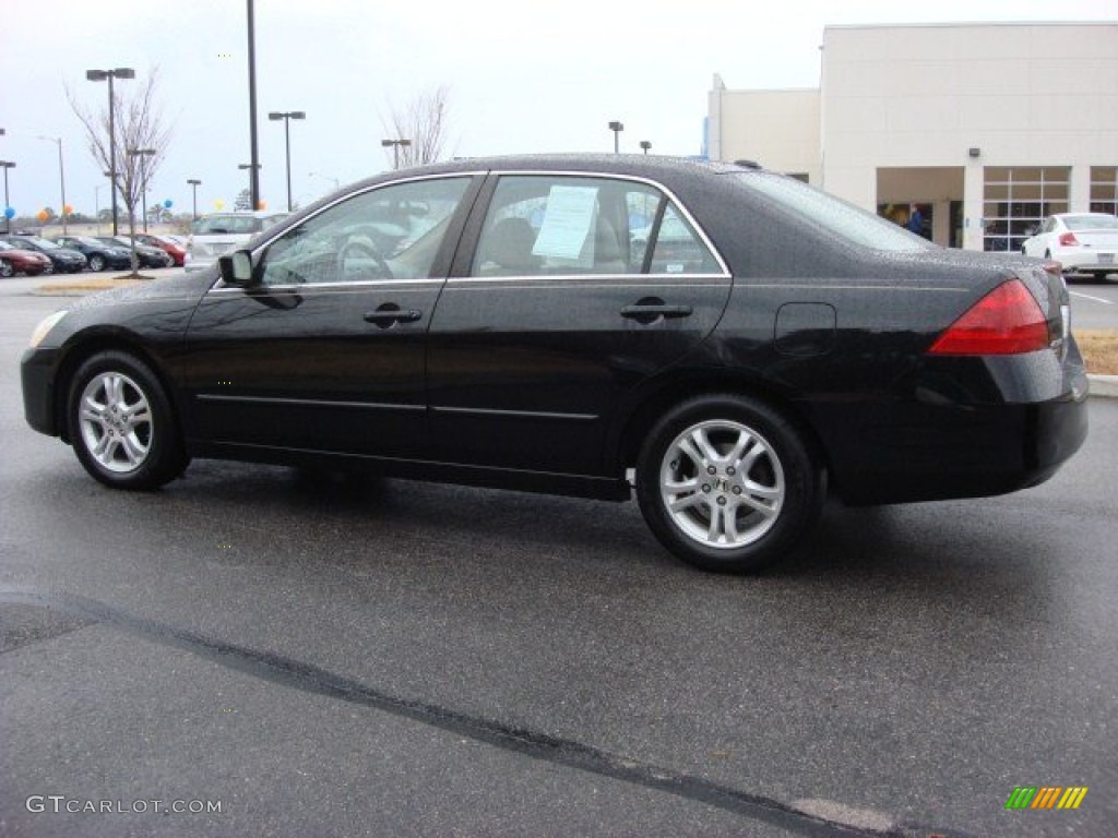 2006 Accord EX-L Sedan - Nighthawk Black Pearl / Ivory photo #3