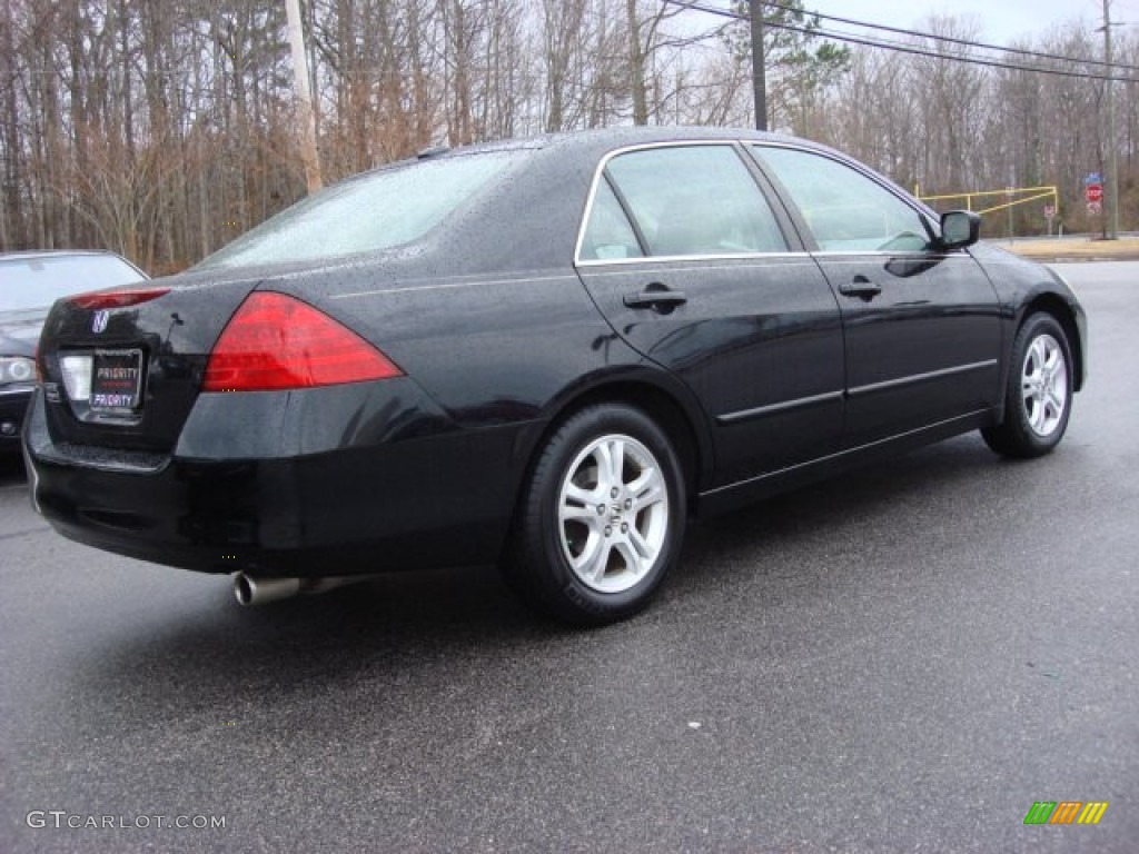 2006 Accord EX-L Sedan - Nighthawk Black Pearl / Ivory photo #5