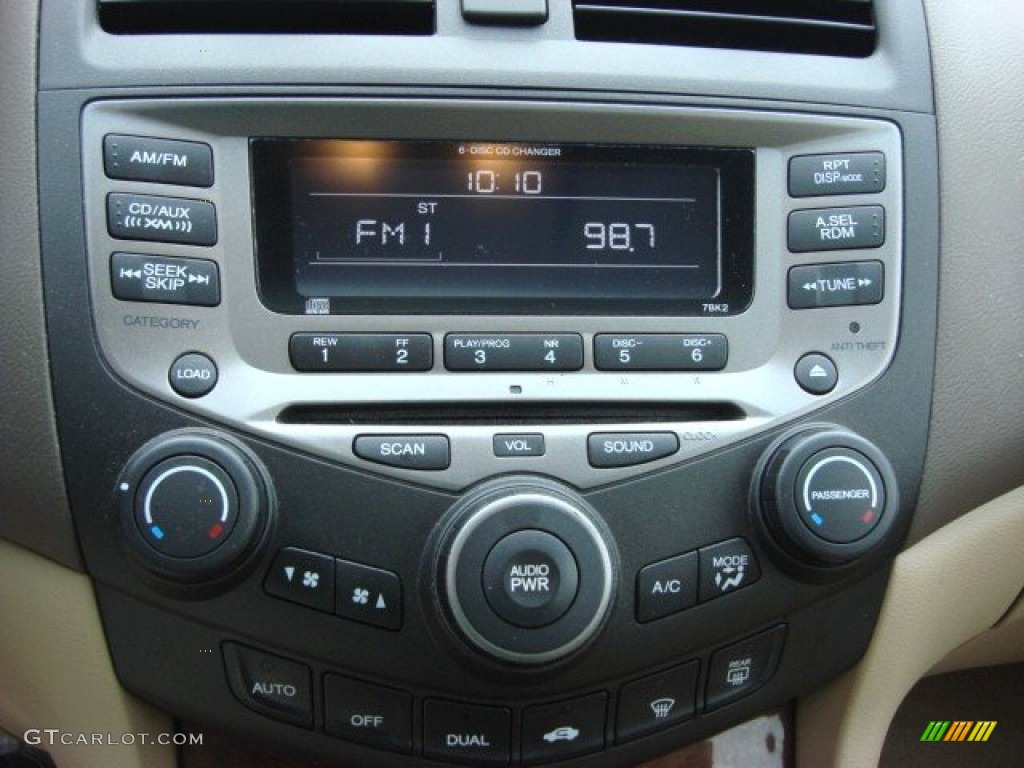2006 Accord EX-L Sedan - Nighthawk Black Pearl / Ivory photo #16