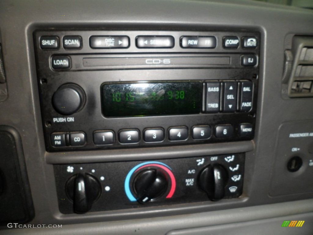 2002 Ford F250 Super Duty XLT SuperCab 4x4 Controls Photos