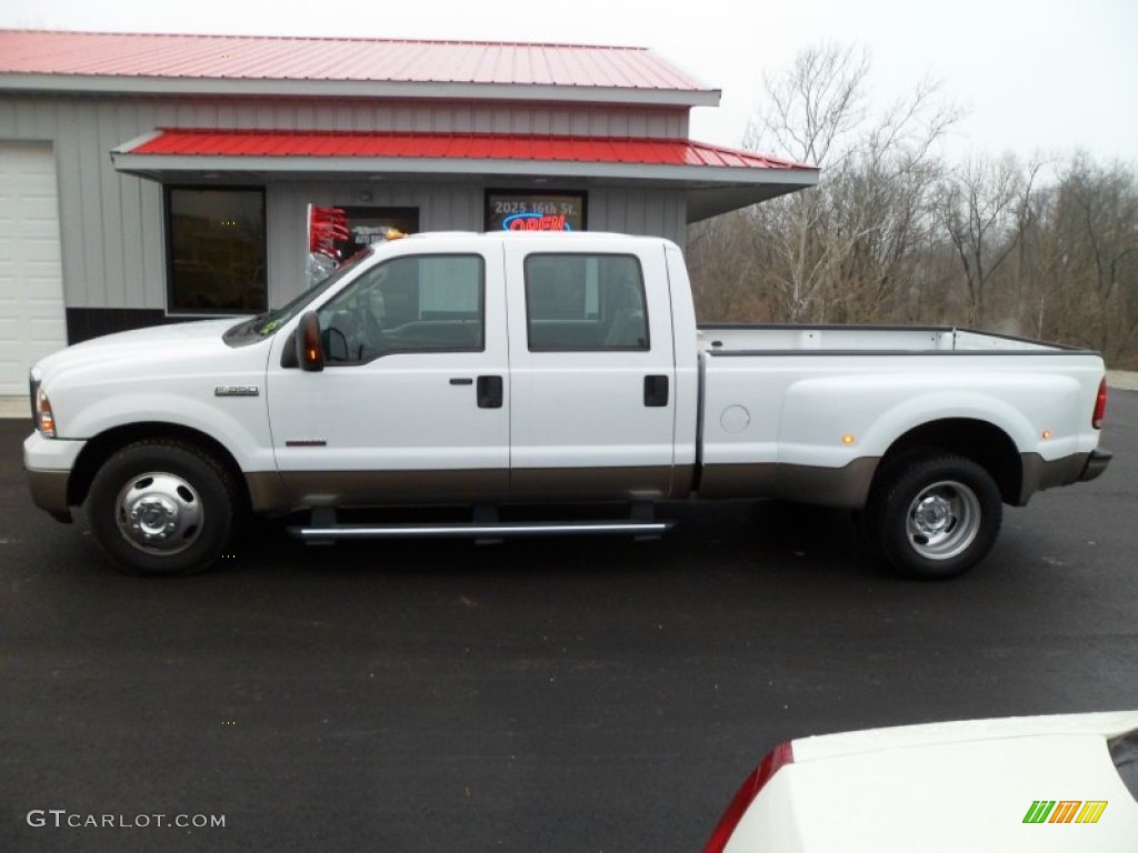 Oxford White Ford F350 Super Duty