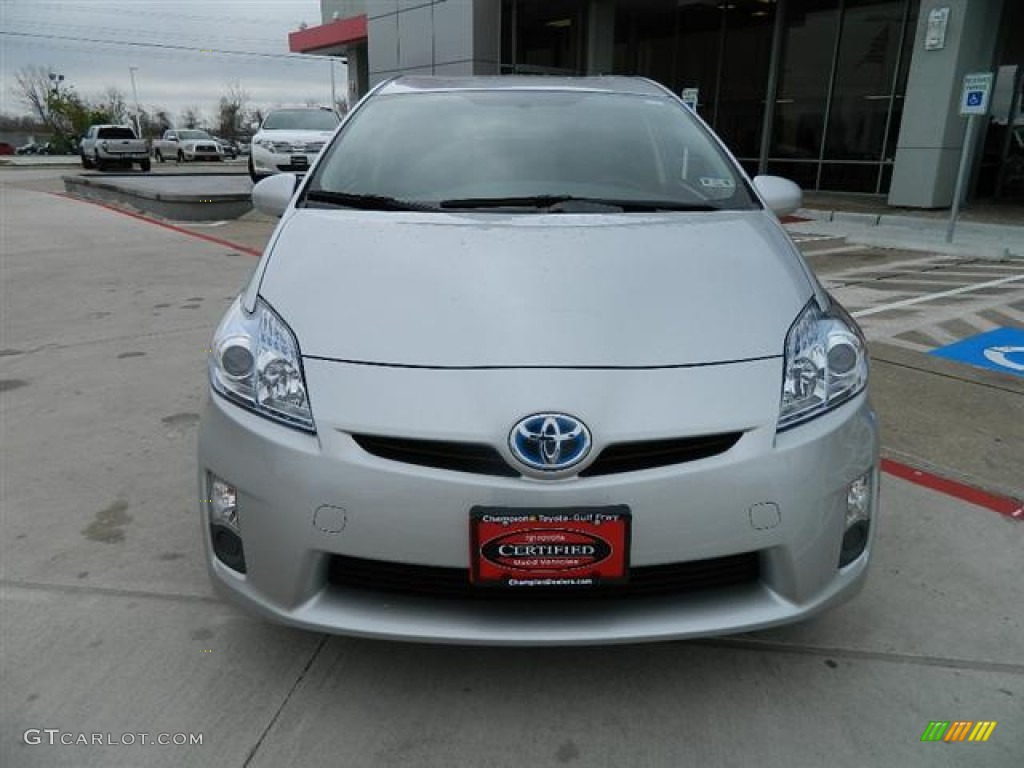 2010 Prius Hybrid IV - Classic Silver Metallic / Dark Gray photo #8