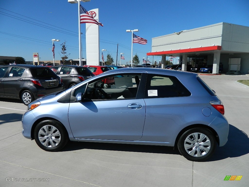 Wave Line Blue Pearl 2012 Toyota Yaris LE 3 Door Exterior Photo #59533741