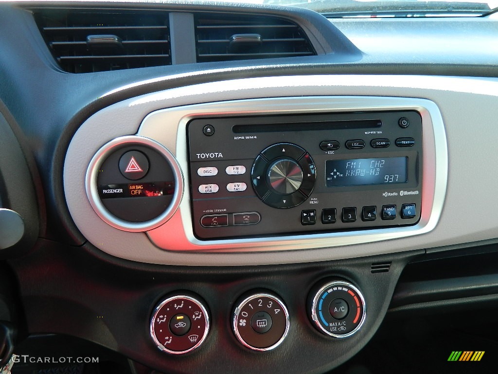 2012 Toyota Yaris LE 3 Door Controls Photo #59533801